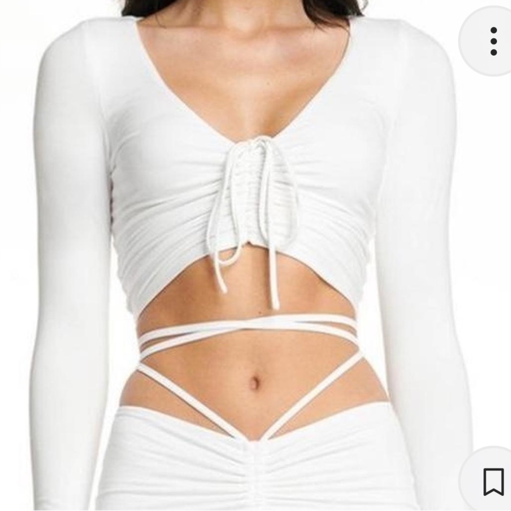 I.AM.GIA i am gia long sleeve cropped crop halo top in white